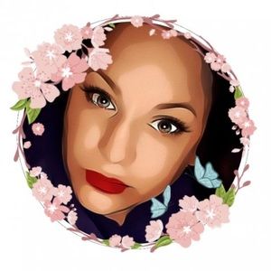 Meet your Posher, Cassandra